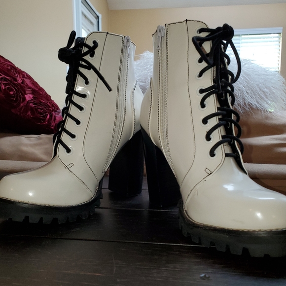 Combat boots...B2 from Browns - Picture 8 of 10